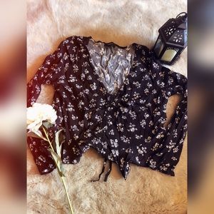 🌟Woven plus size floral top